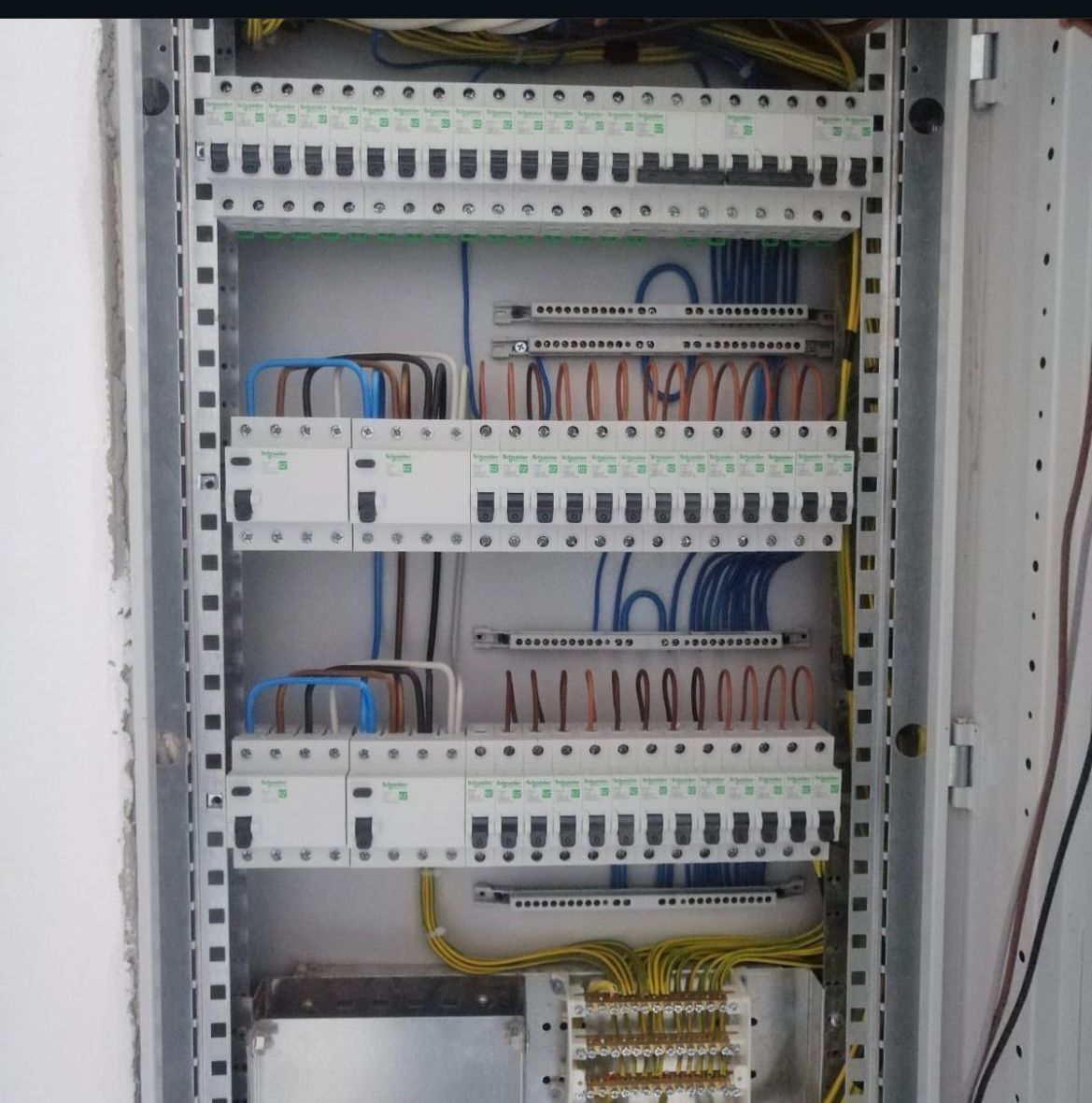 Beylikdüzü Elektrikçi | 7/24 Acil Elektrik Hizmeti